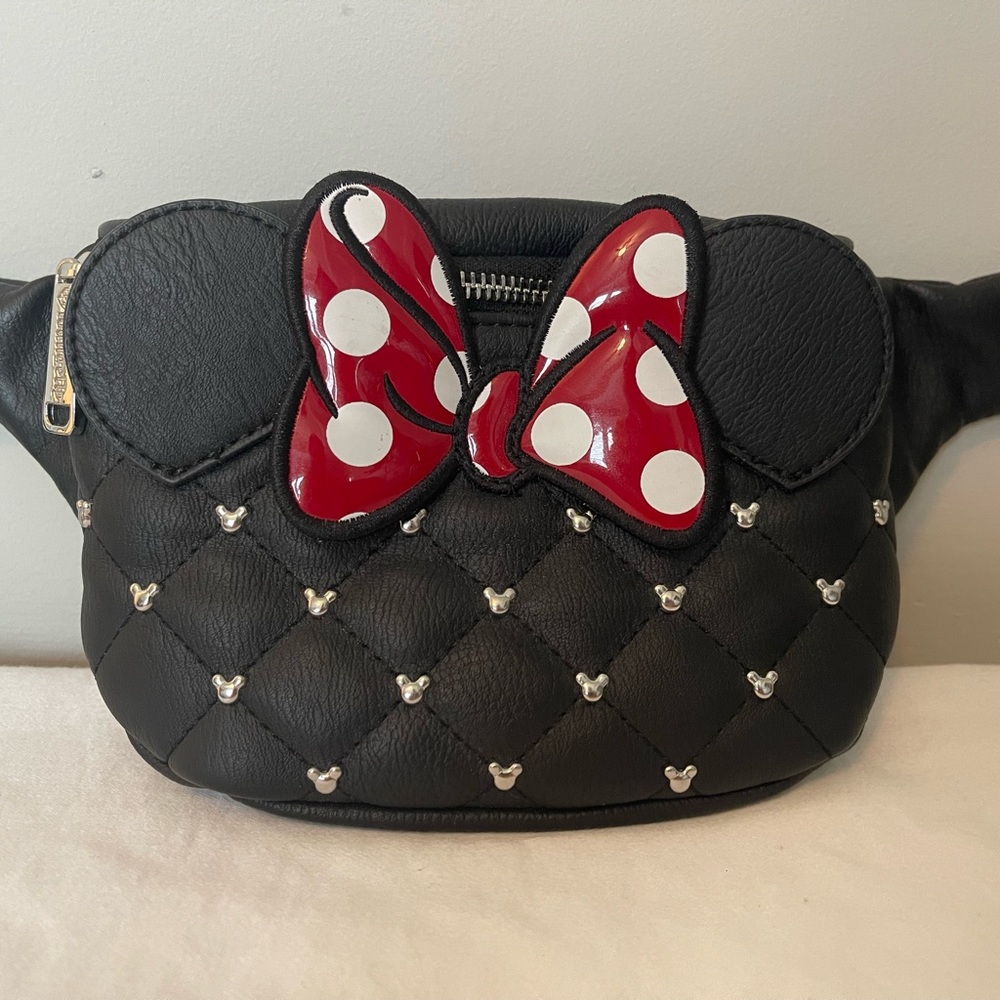 Disney Loungefly Minnie Mouse Belt Bag